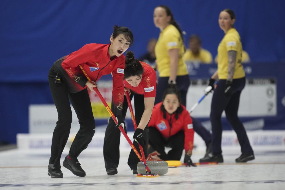 里昂15岁潜力中锋泽科维奇：崇拜哈兰德和DV9的左脚射手