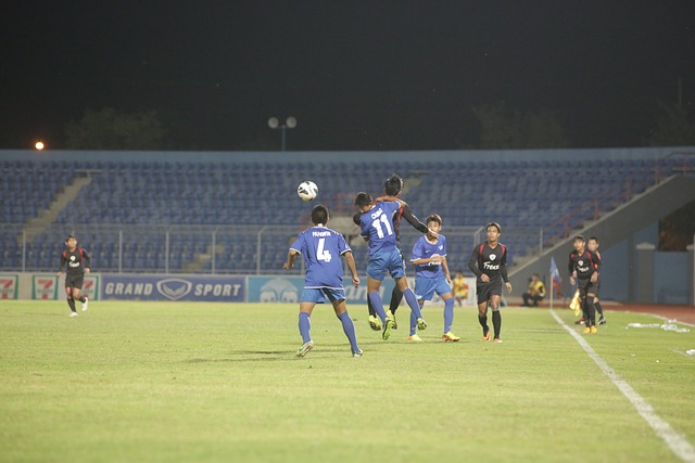 每位队员都 每位队员都